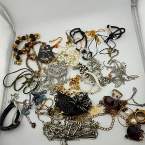 Mystery Jewelry Lot – Exactly as Pictured – Vintage & Modern Mix